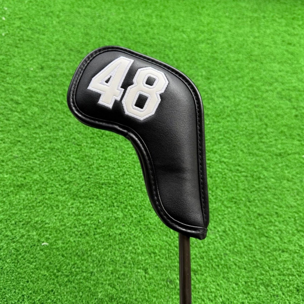 Penutup Kepala Klub Golf Kulit - Golf Equipment Storage ulasan dan harga